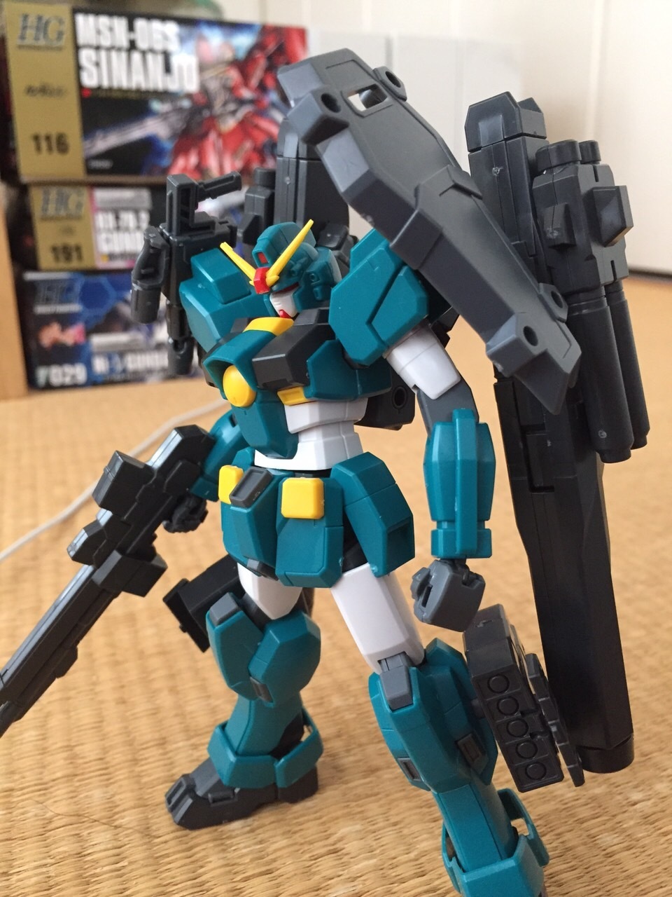 ガンプラ Hgbfガンダムレオパルド ダ ヴィンチ 素組 ガンプラ毎回失敗